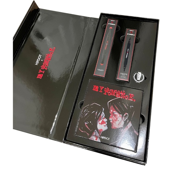 🥀 HIPDOT MCR My Chemical Romance Three Cheers for Sweet Revenge Collectors Set - Picture 5 of 6